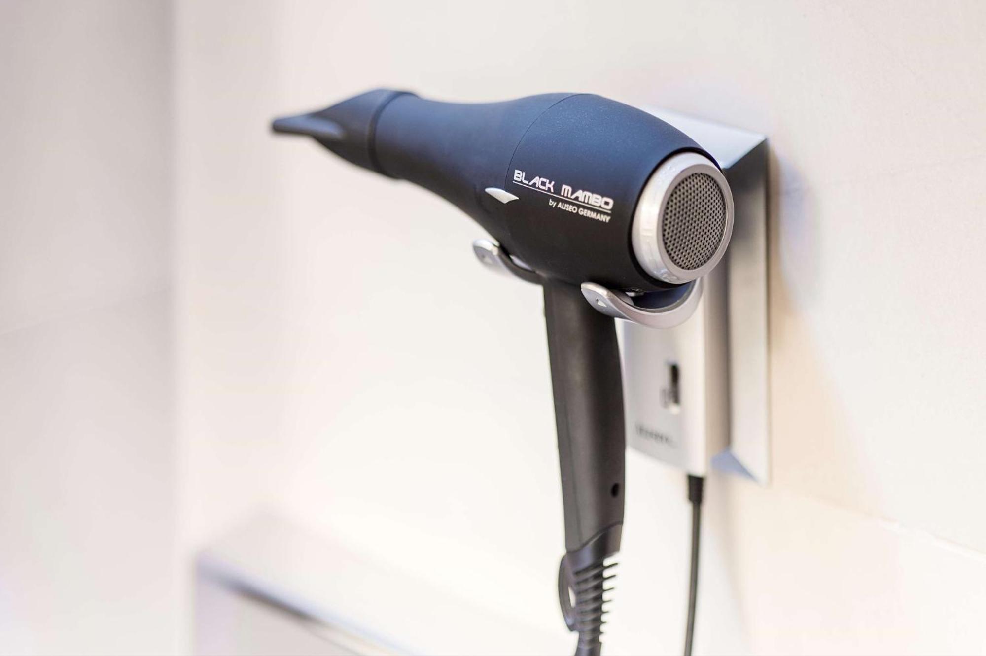 Hotel Nh Collection Plaza Santiago du Chili Extérieur photo A hair dryer