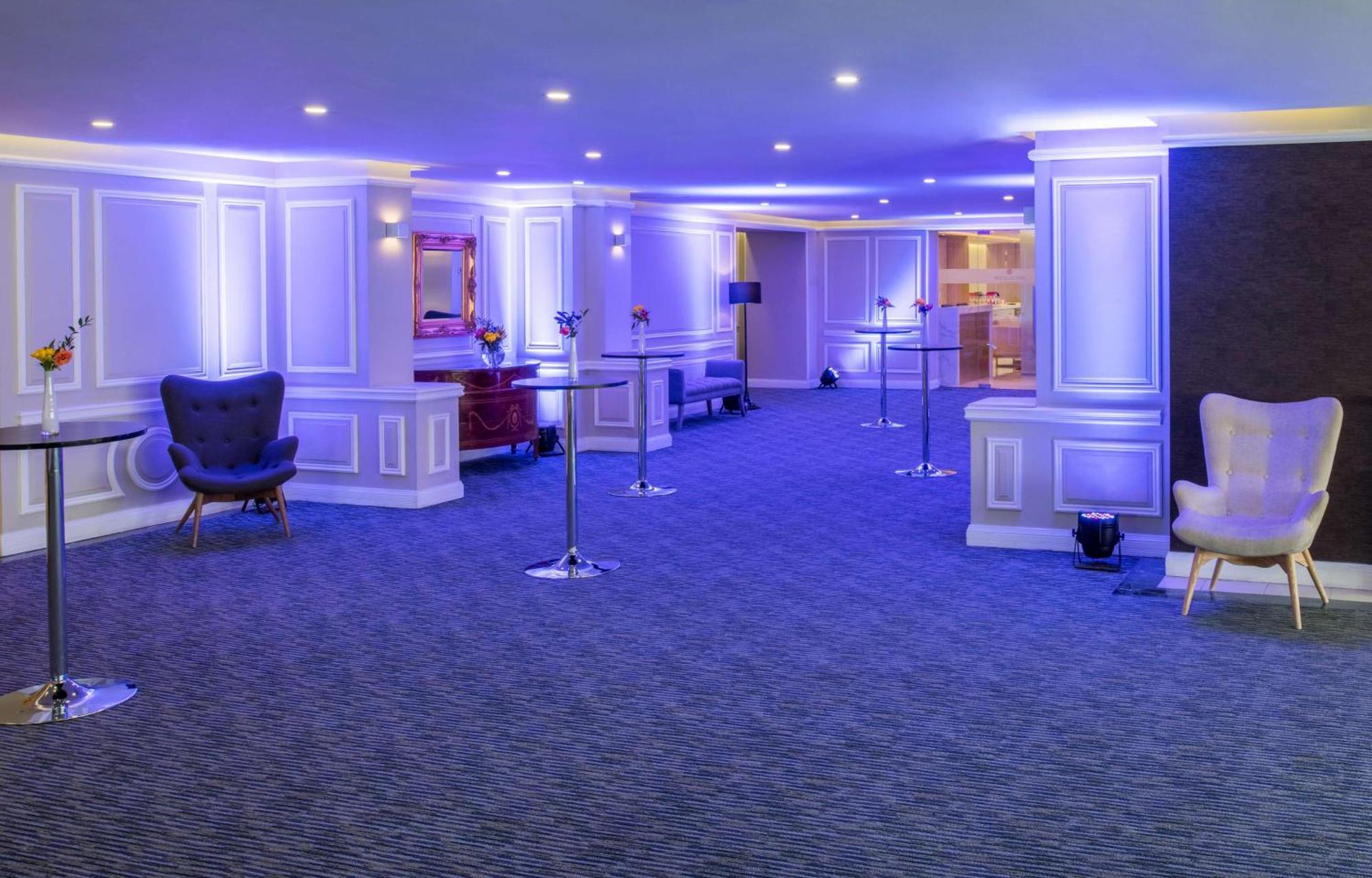 Hotel Nh Collection Plaza Santiago du Chili Extérieur photo The Blue Room at the National Liberal Club